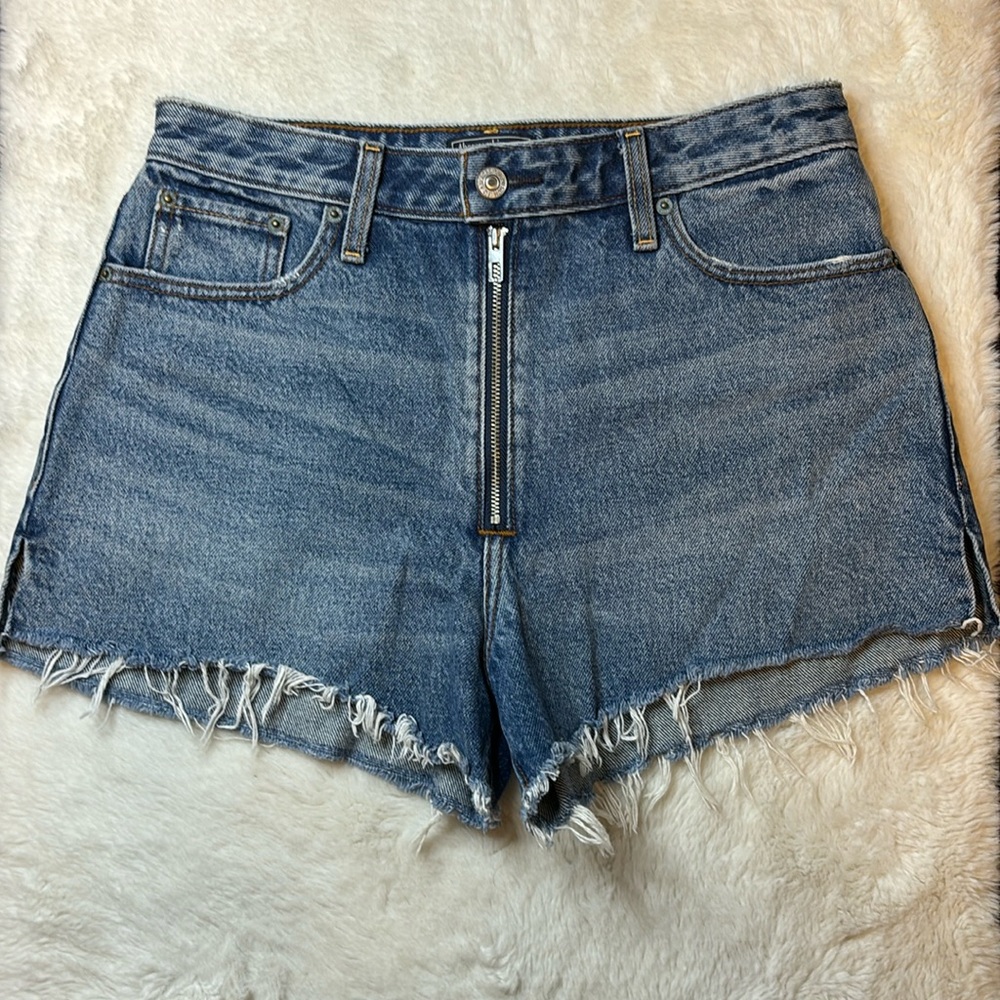 Abercrombie High Rise Short